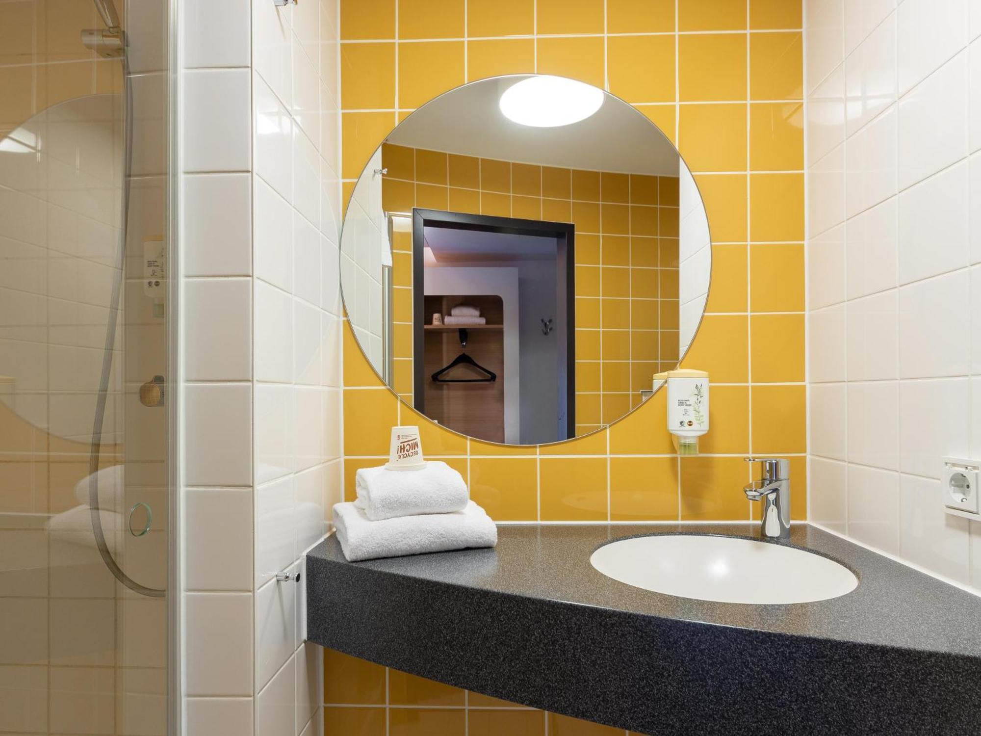 B&B Hotel Duesseldorf-City Luaran gambar